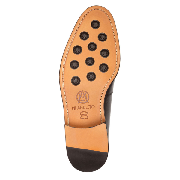 Mocasín negro de motas, tiras y bordo en pitón y vacuno - Image 4