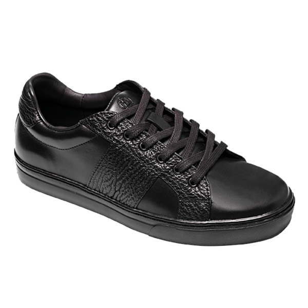 Tenis Choclo Negro con franja lateral con Tiburon y vacuno